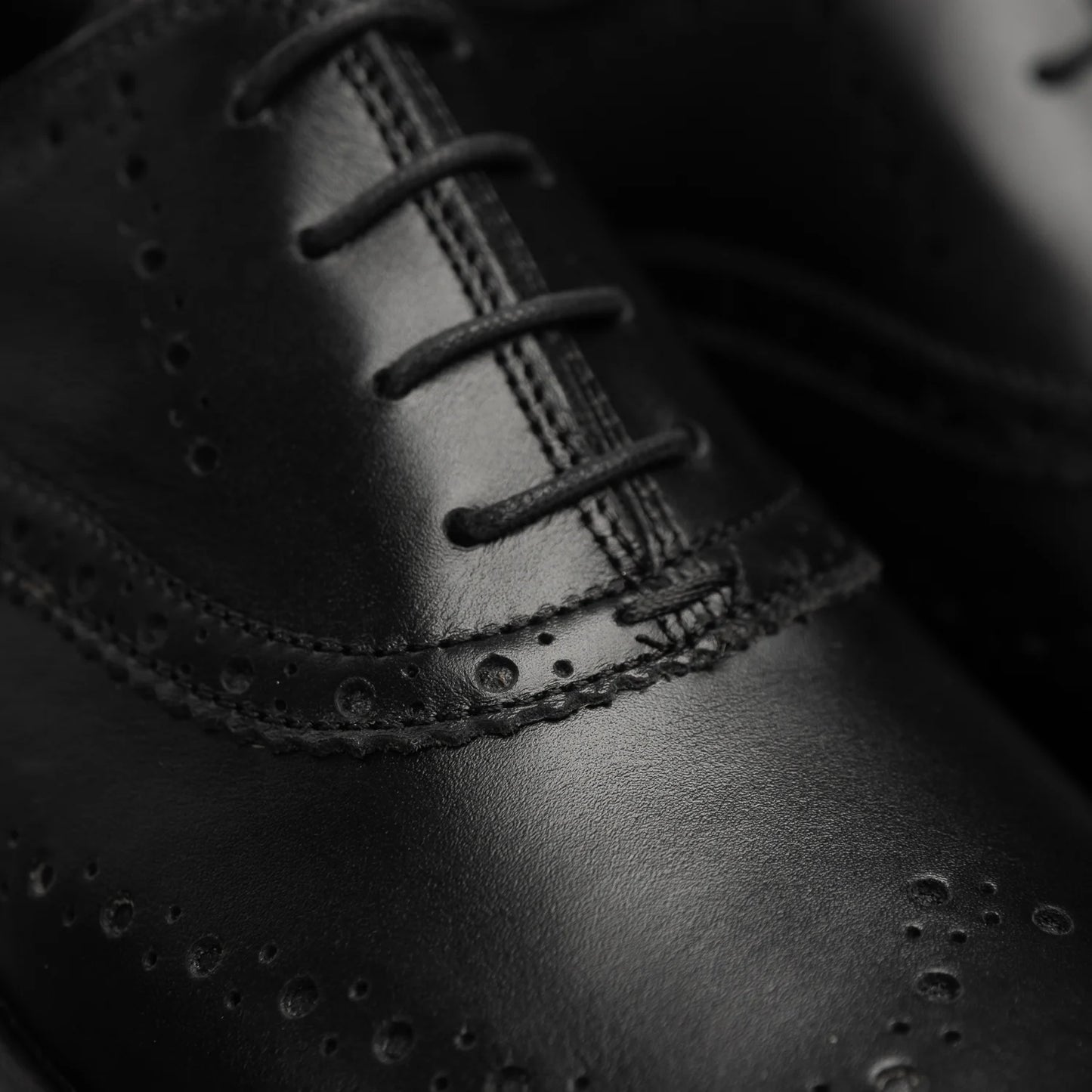UltraLiv Oxford Black