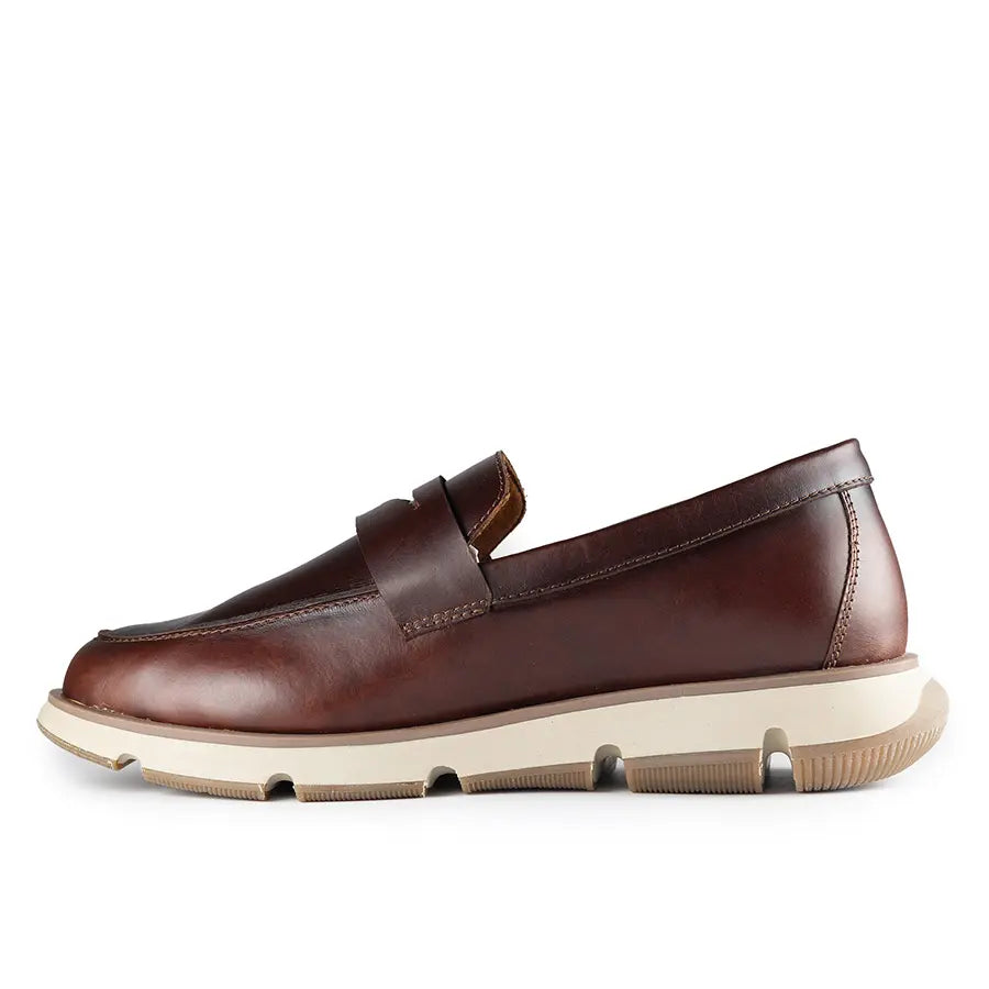 Olmo Estilo Penny Loafer Coñac x Cafe