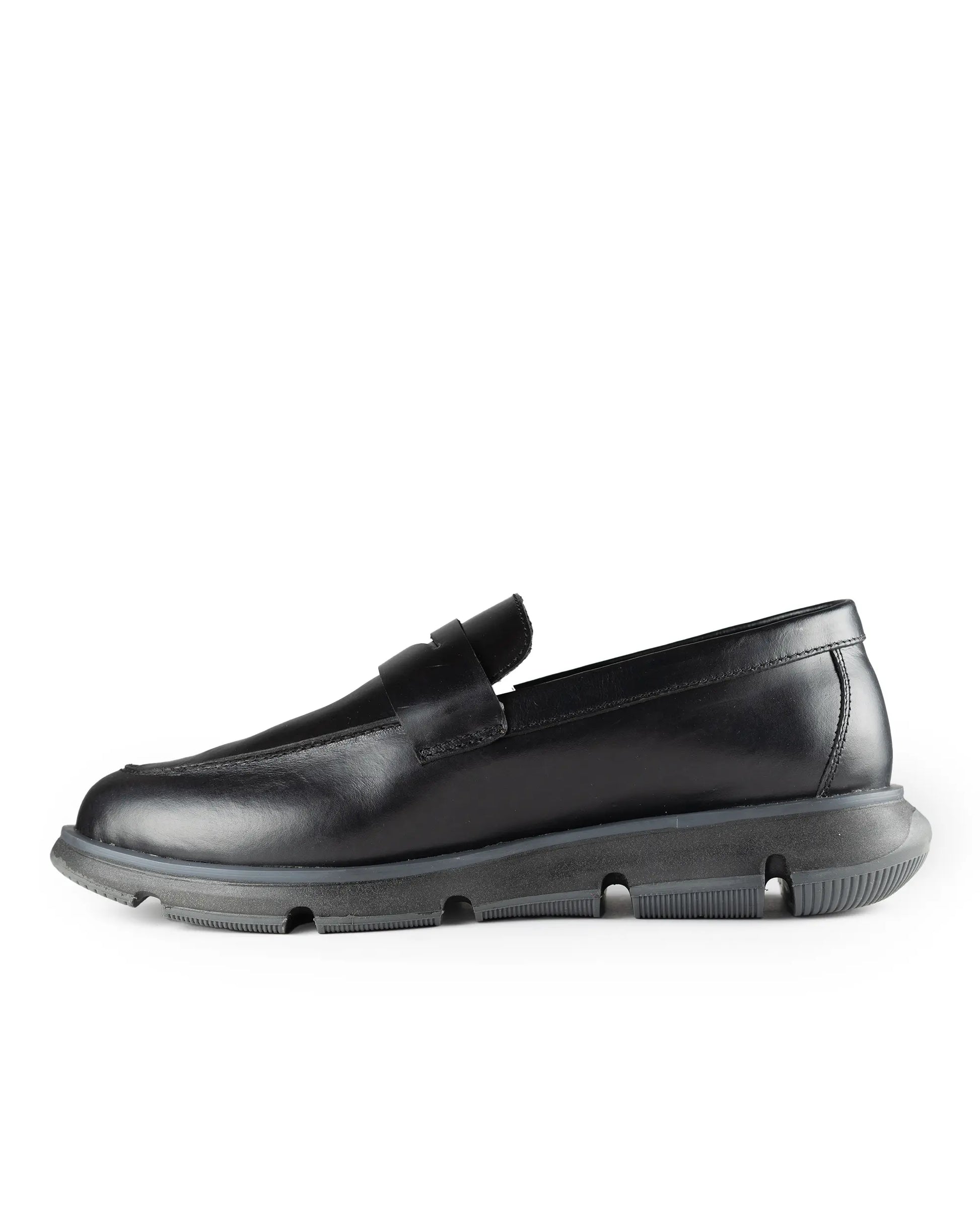 Olmo Estilo Penny Loafer Negro - vista superior diseno elegante