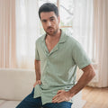 Camisa manga corta verde hoja texturizada