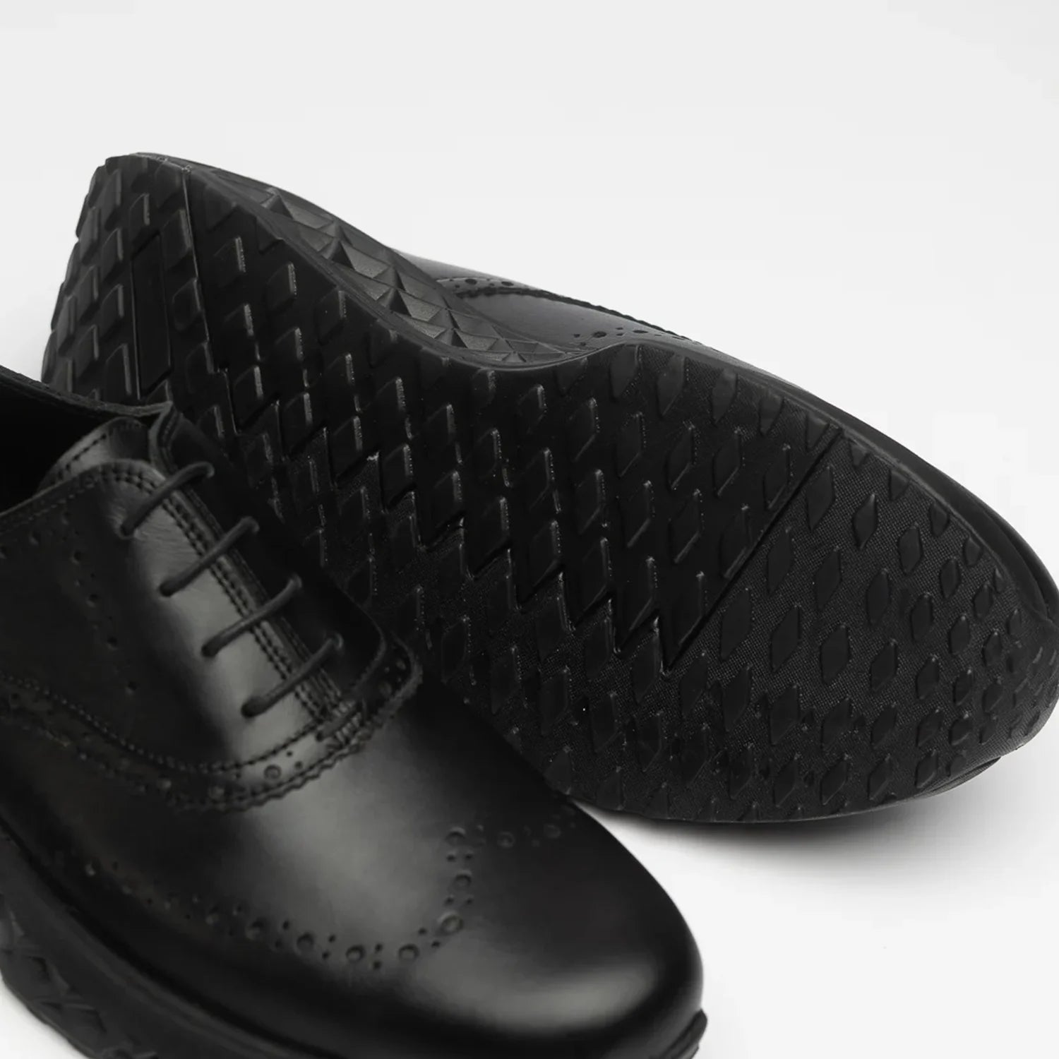 UltraLiv Oxford Black