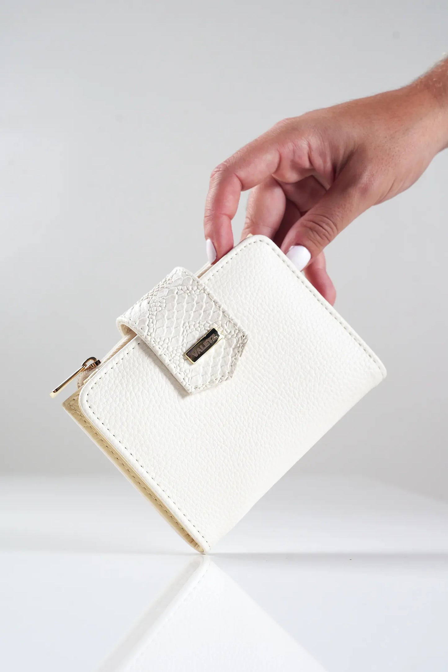 Billetera Blanca