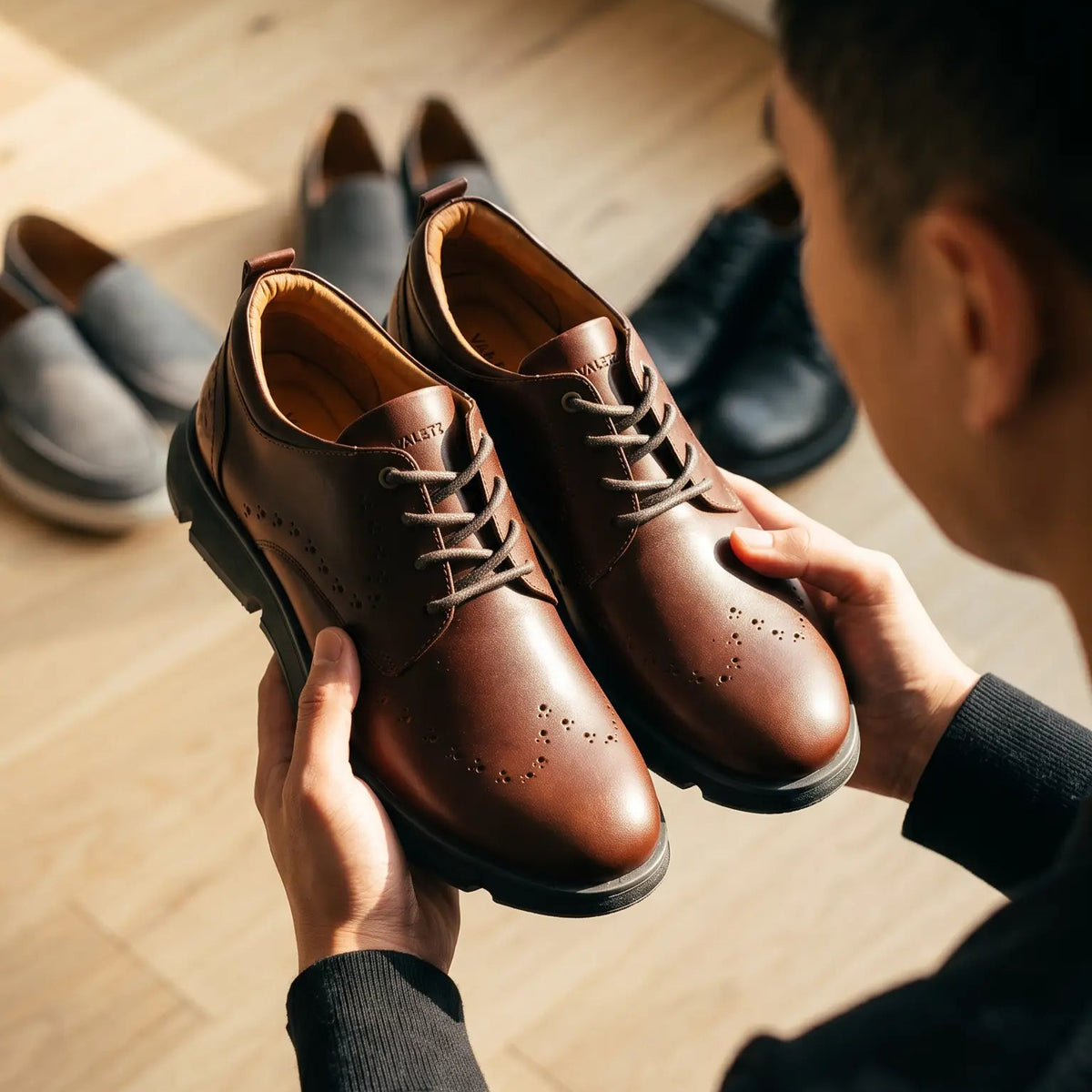 Oxfords Nardo Coñac y Negro - suela antideslizante Valetz